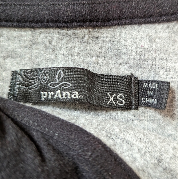 PrAna Women's Brandie Sweater Charcoal Grey Heather Wool Blend - Picture 4 of 6